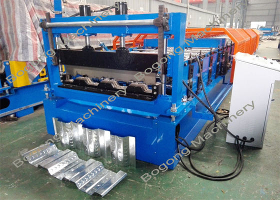 Steel Panel Floor Deck Roll Forming Machine With Cr12 Cutting Blade