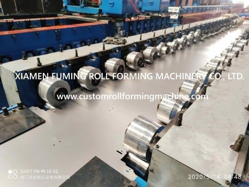 Macchine per la formazione di rotoli di lamiere di acciaio galvanizzato per automazione industriale